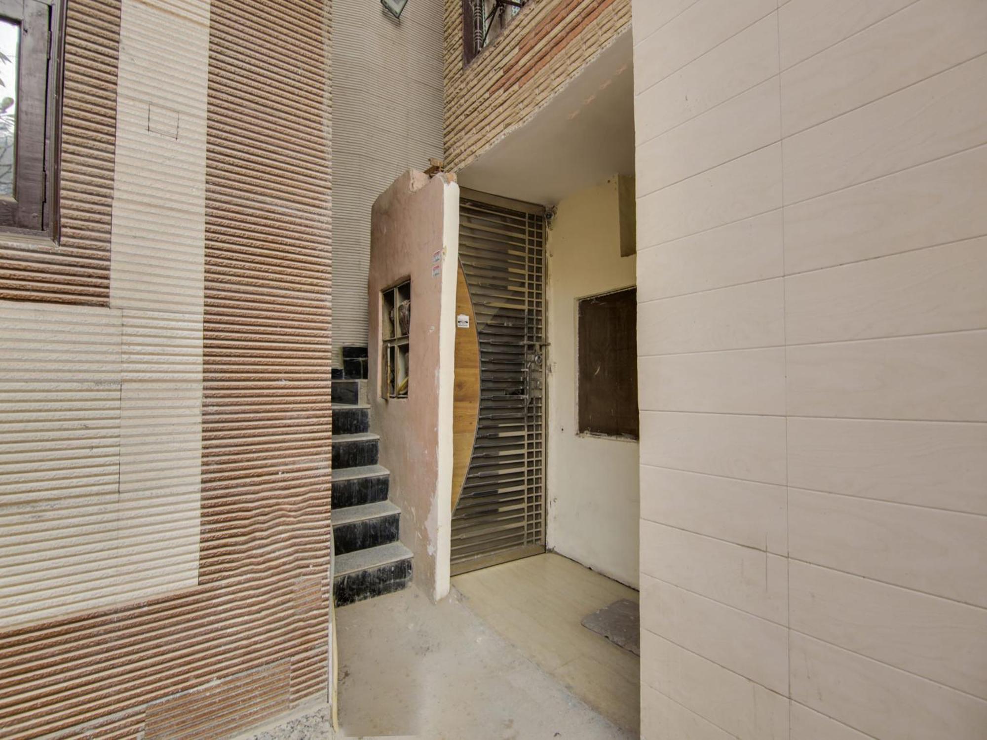 Hotel O Ar Residency Delhi  Exterior photo